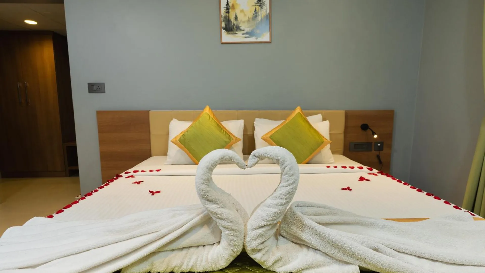 Hotel Grand Alleppey Alappuzha 4*,  印度